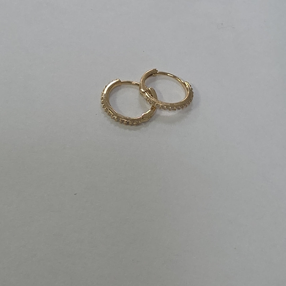 HUGGIES ORO 14K 1.3 (NUEVO)