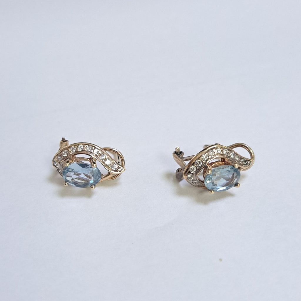 ARETES PAR ORO 8 K 2.7 GRMS (SEMINUEVO)