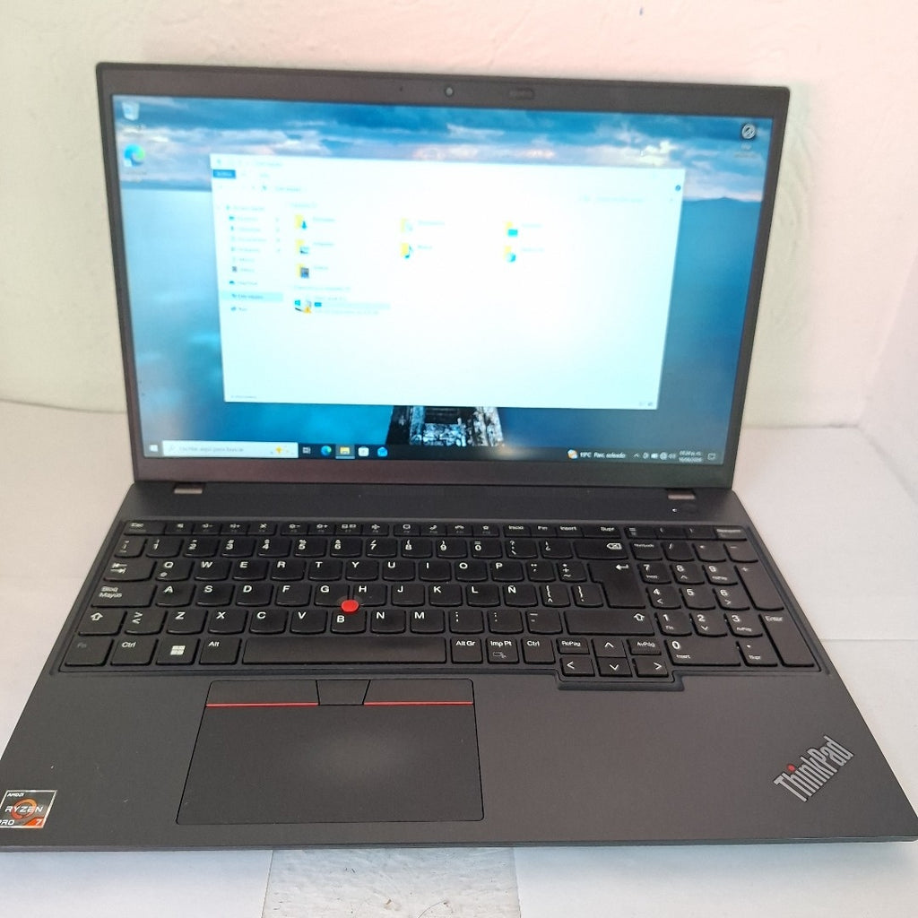 LAPTOP LENOVO THINKPAD L15 GEN 4 (2024) 512 GB SSD 32 GB RAM (SEMINUEVO)