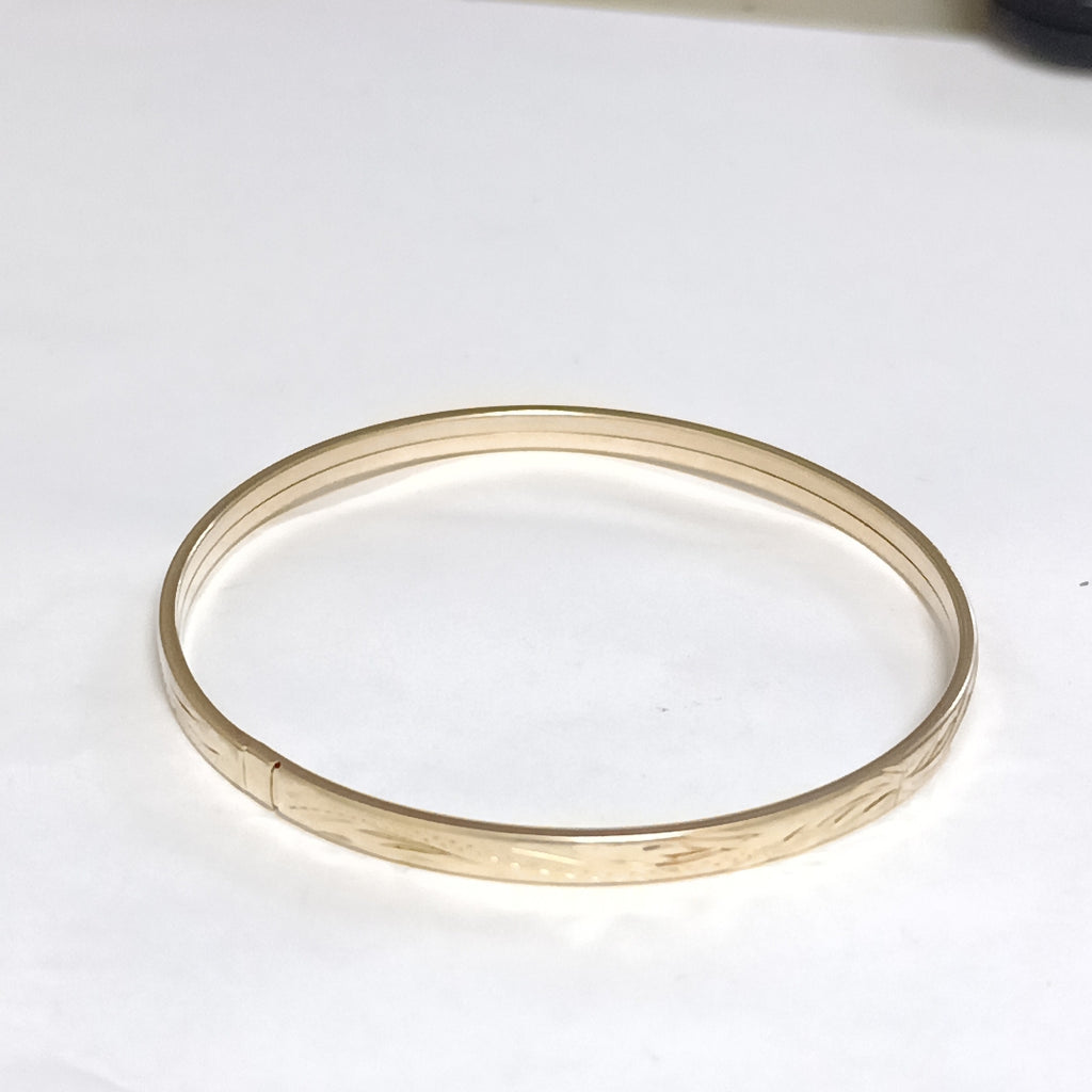 PULSERA RIGIDA ORO 10 K 4.7 GRMS (SEMINUEVO)