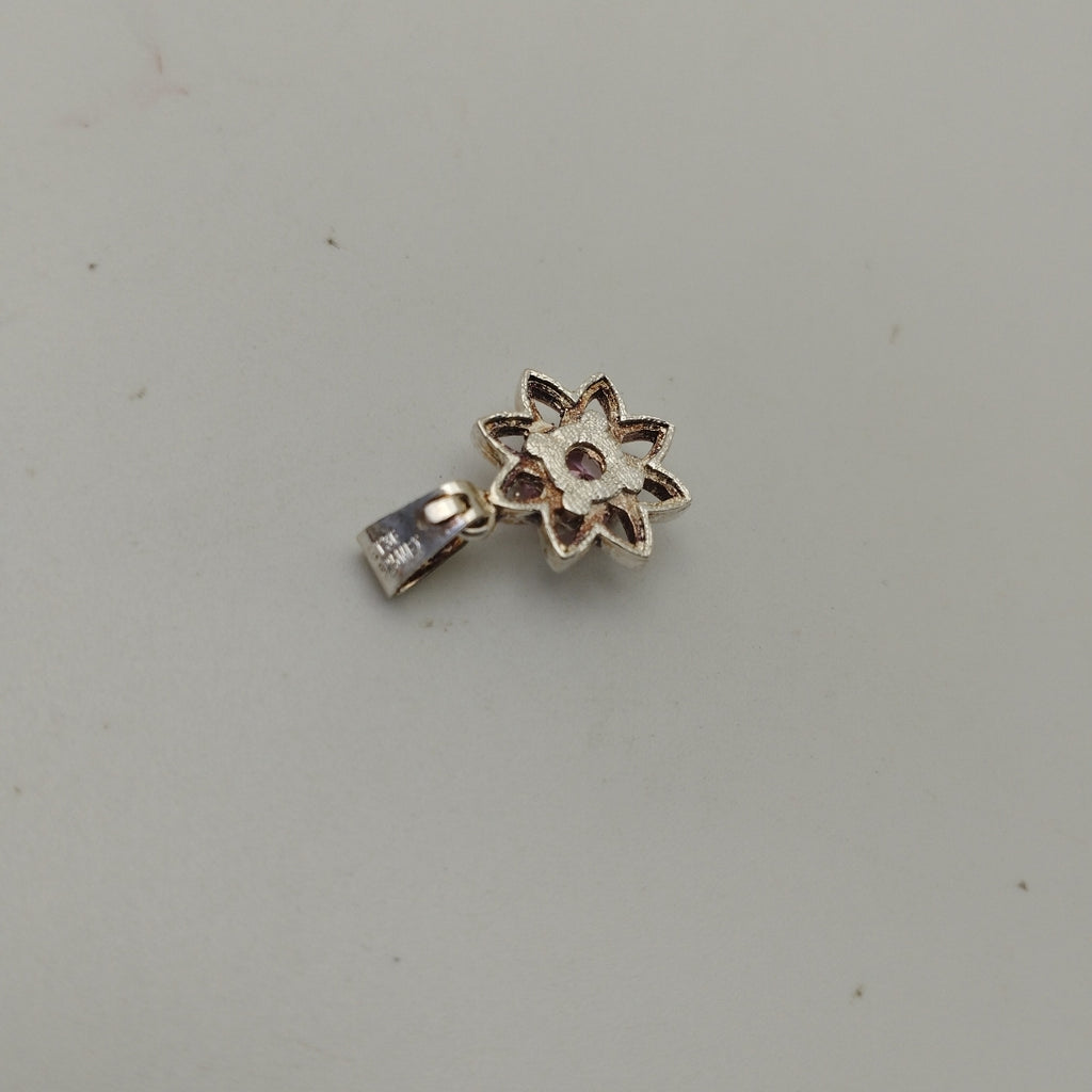 DIJE FLOR CON PIEDRA ROSA PLATA .925 2.1 GR (NUEVO)