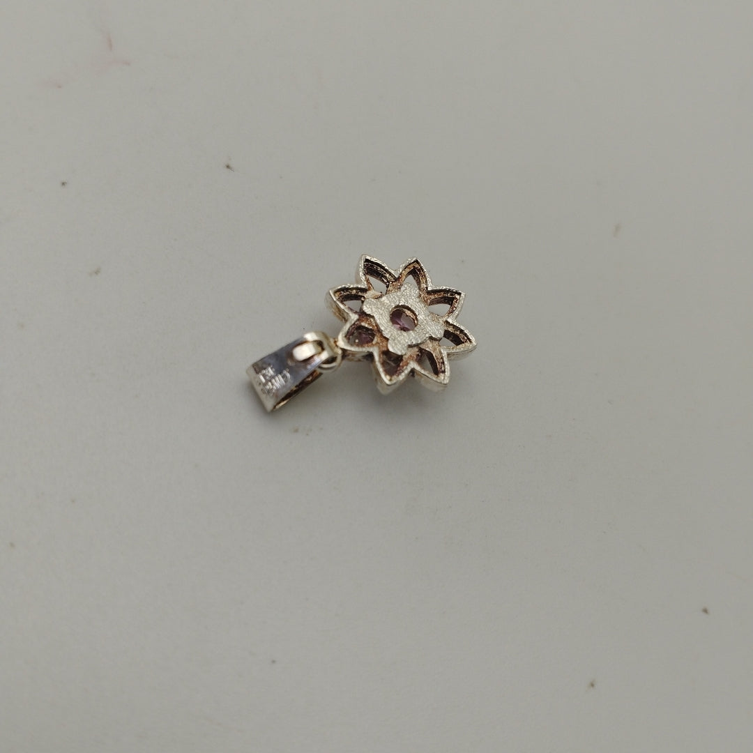 DIJE FLOR CON PIEDRA ROSA PLATA .925 2.1 GR (NUEVO)