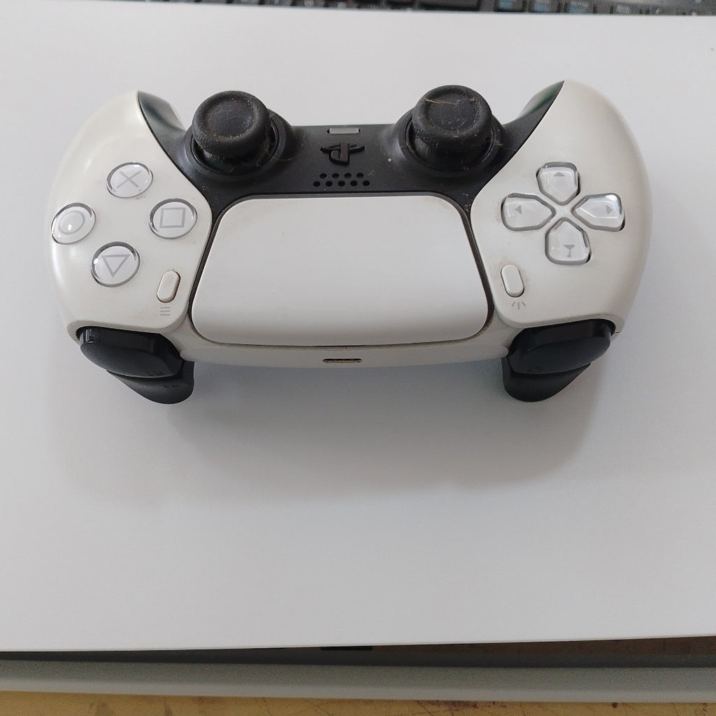 CONSOLA DE VIDEOJUEGO SONY PS5 DIGITAL 825 SSD (SEMINUEVO)