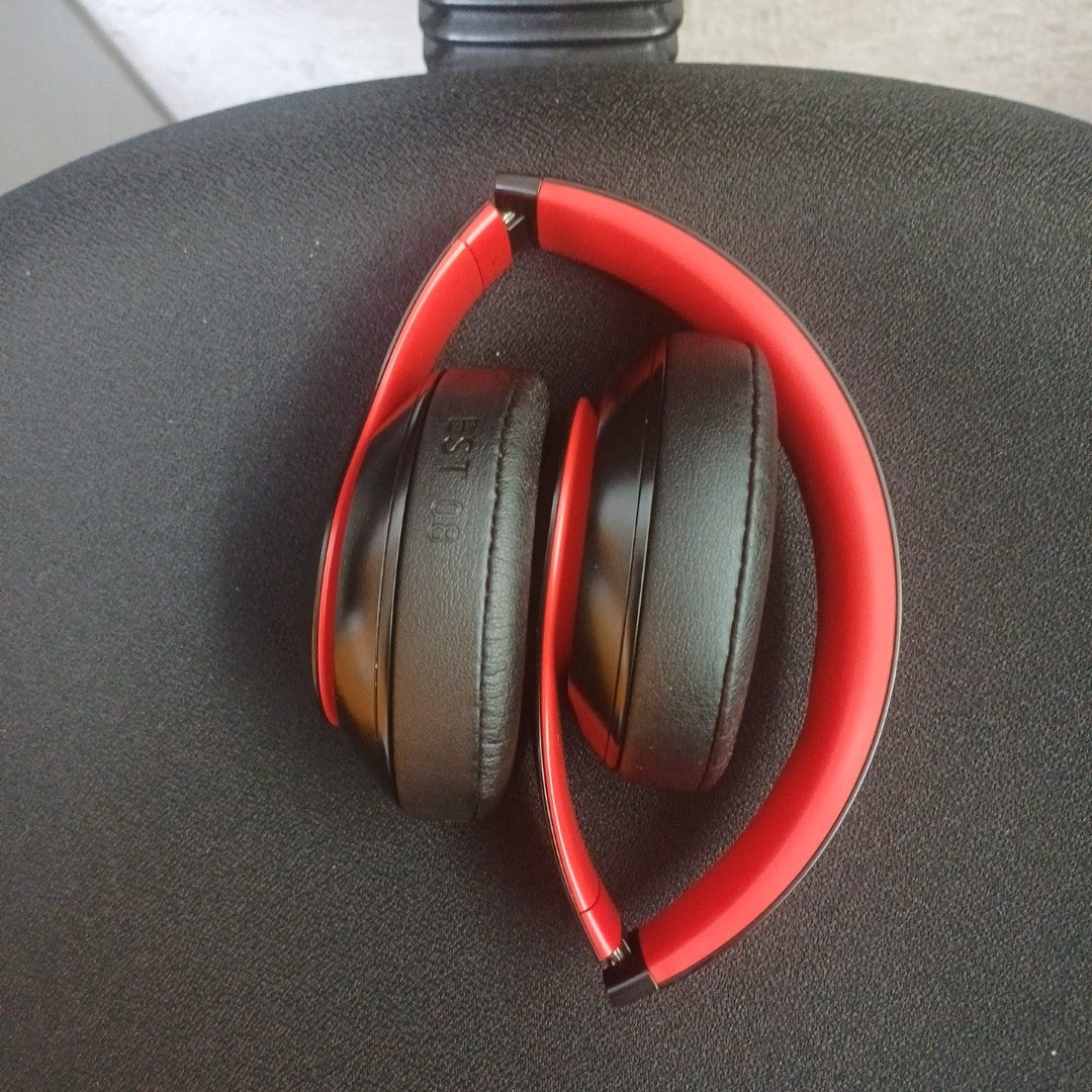 AUDIFONOS BEATS STUDIO 3 INALAMBRICO ON EAR (SEMINUEVO)