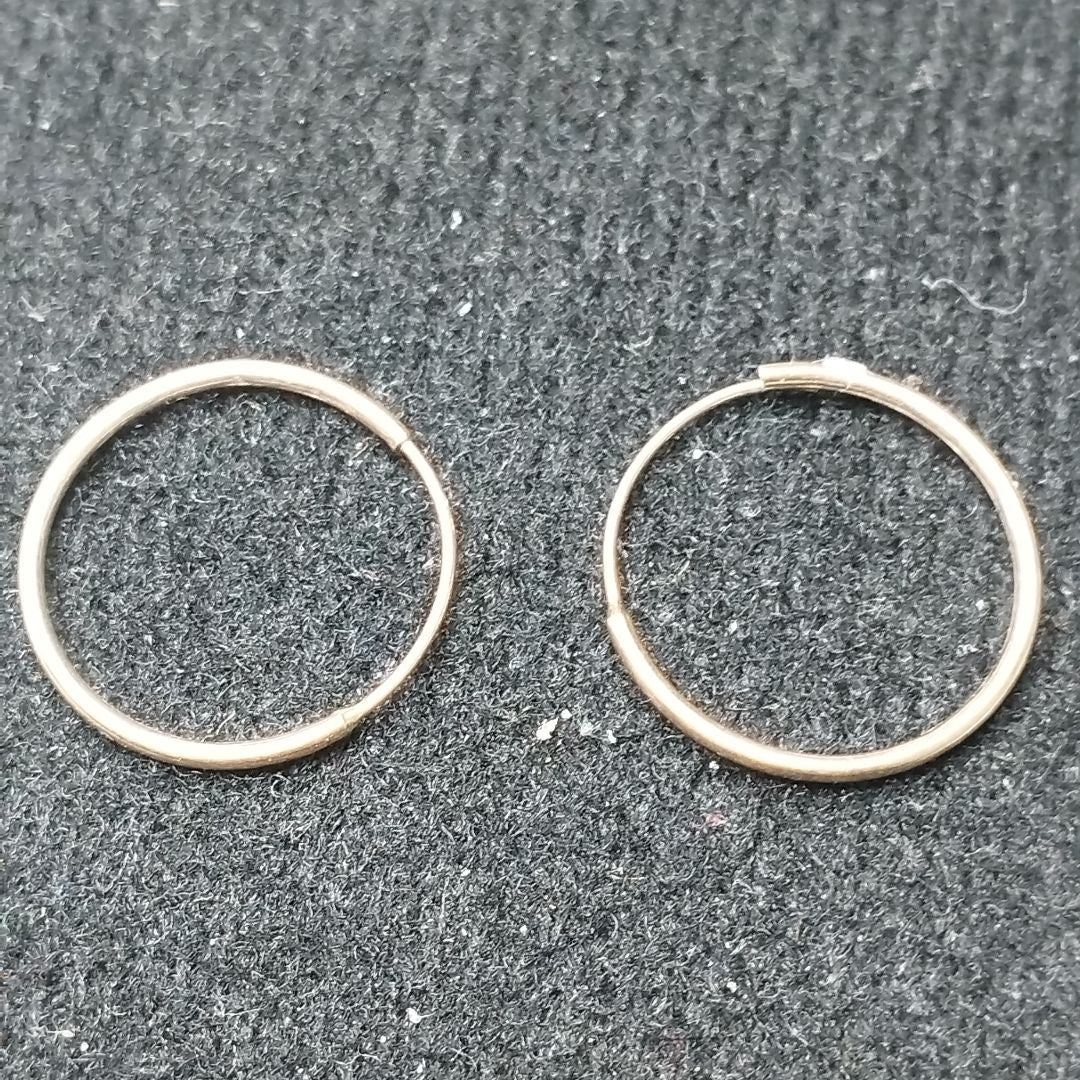 ARRACADAS PAR ORO 10 K 0,30 GRMS (SEMINUEVO)
