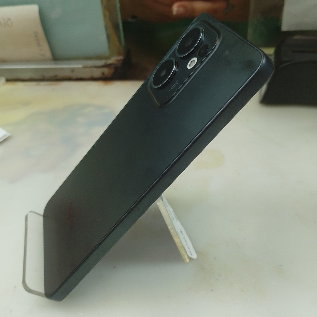 CELULAR OPPO RENO 13F 5G CPH2699 (2025) 256 GB 12 GB RAM (SEMINUEVO)