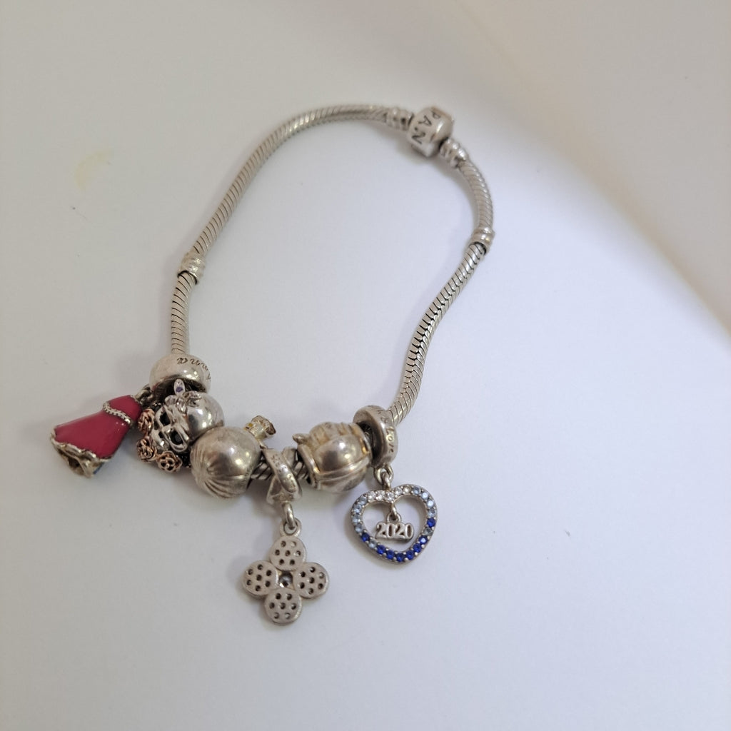 DIJE,PULSERA PLATA 32,30 GRMS (SEMINUEVO)