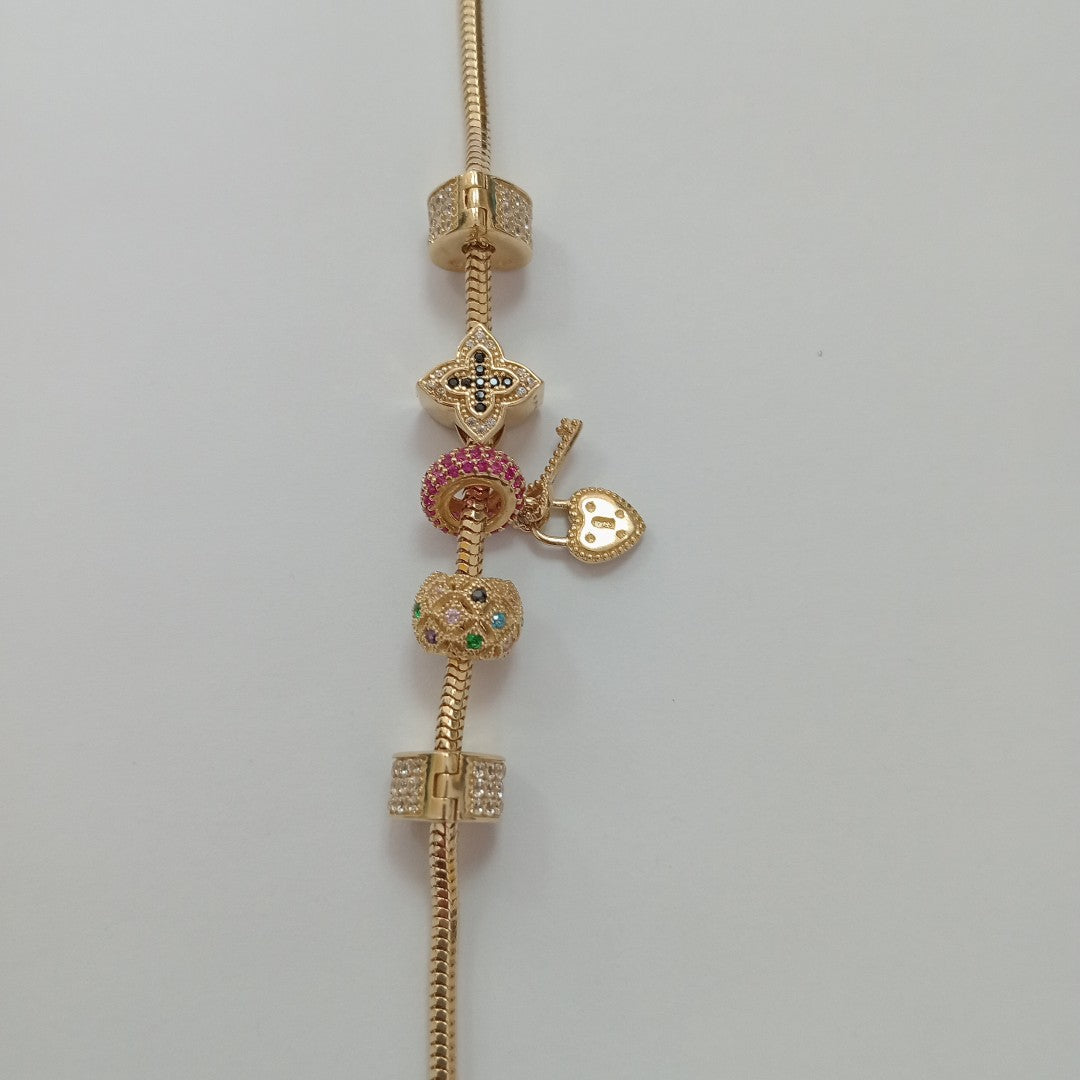 PULSERA CHARM ORO 14K 16.8 (NUEVO)