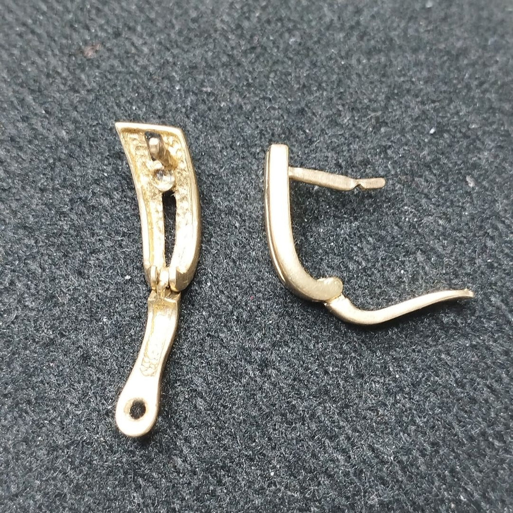 ARETES PAR ORO 14 K 2.5 GRMS (SEMINUEVO)