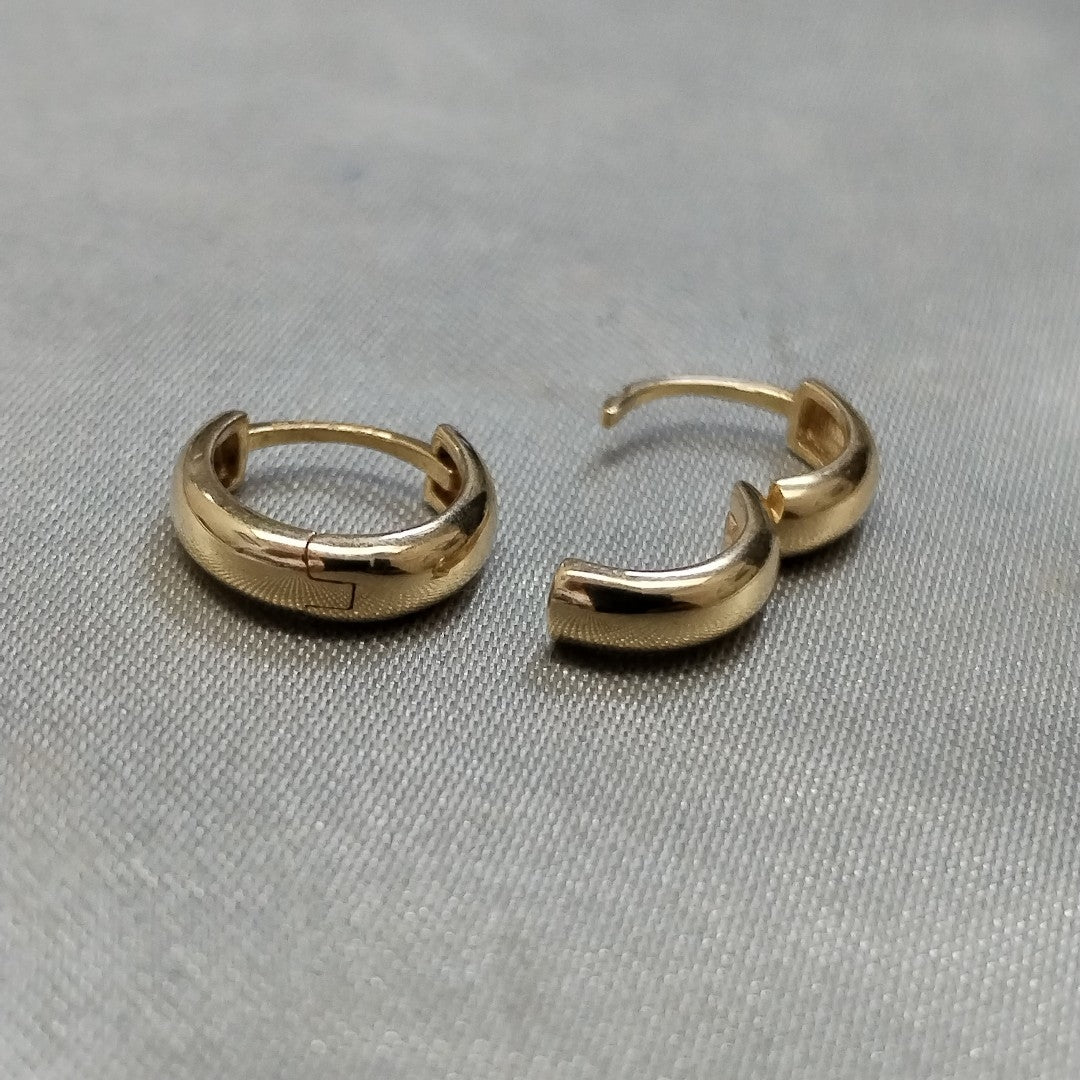 HUGGIES ORO 14K 1.2 (NUEVO)