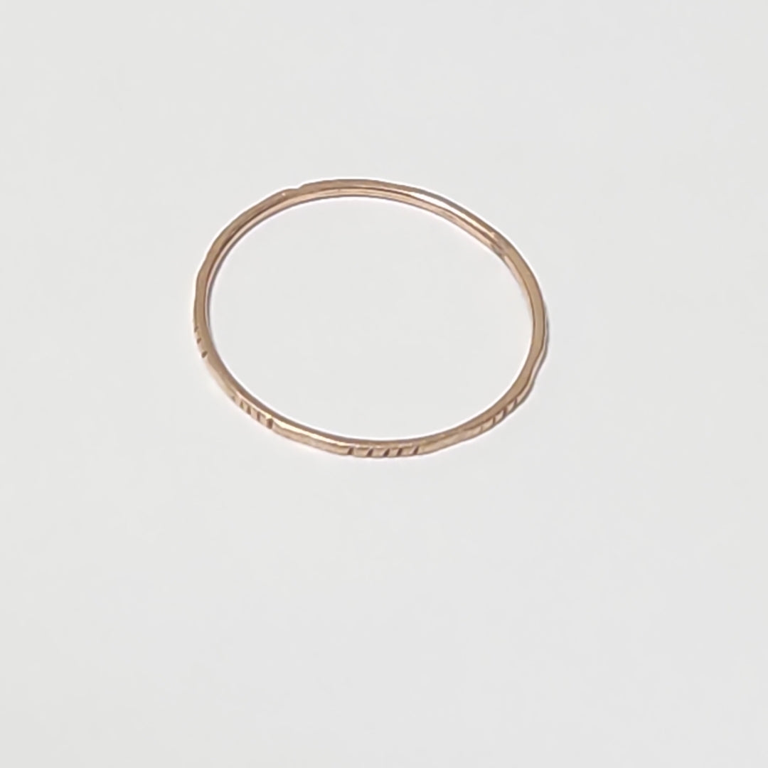 ANILLO ORO 8 K 0,50 GRMS (SEMINUEVO)