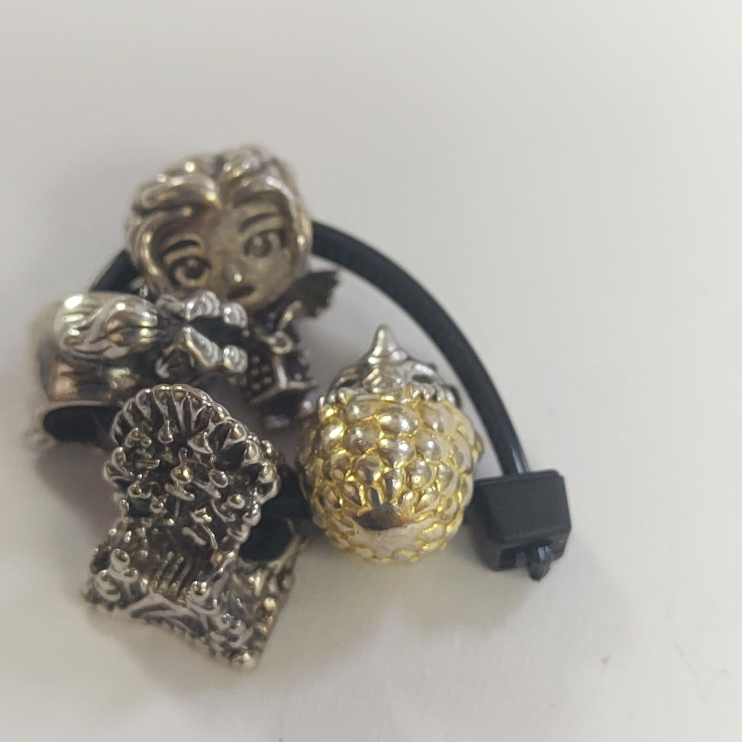 DIJE,OTRO ORO,PLATA 9,70 GRMS (SEMINUEVO)