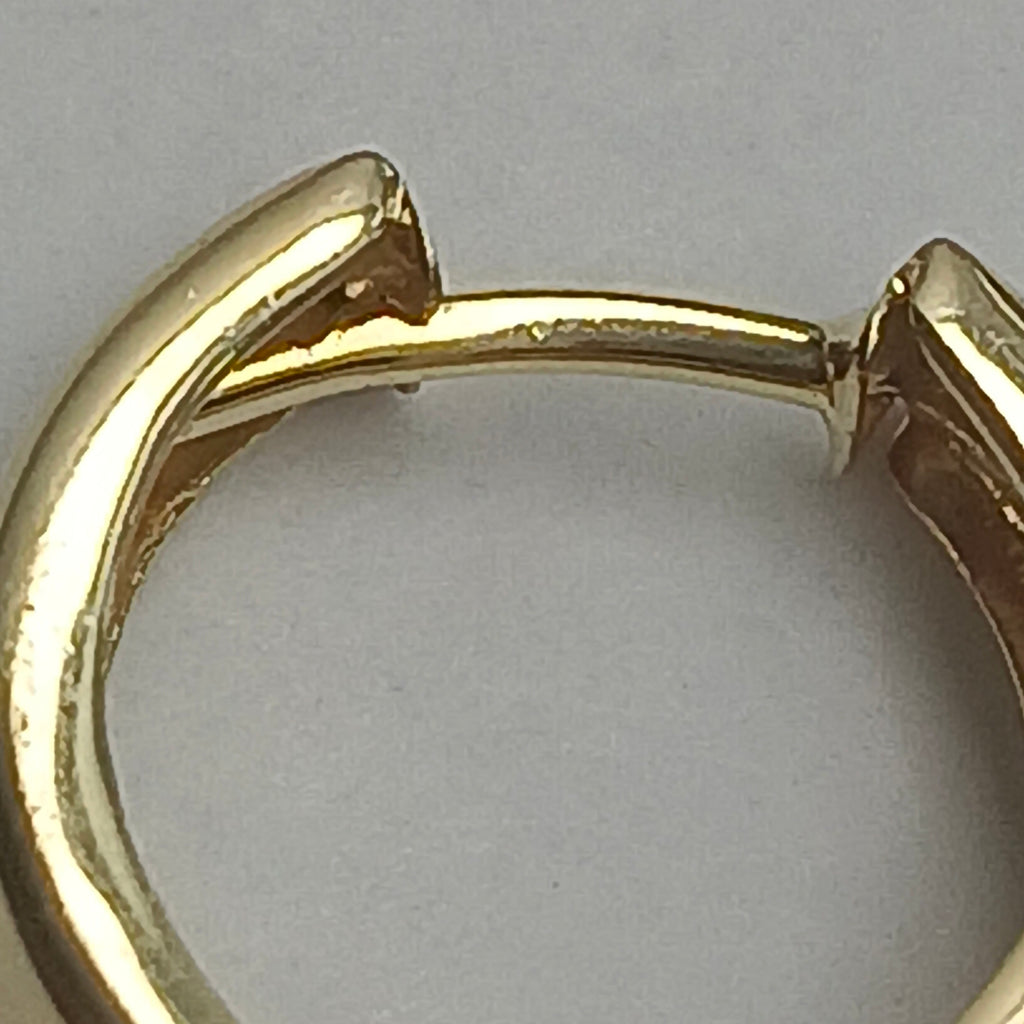 HUGGIES ORO 14K 1.1 (NUEVO)