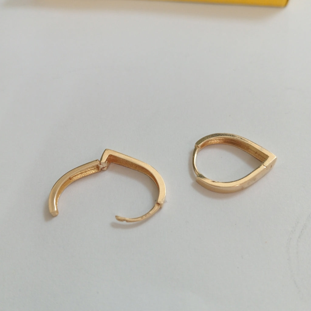 HUGGIES ORO 14K 1.6 (NUEVO)