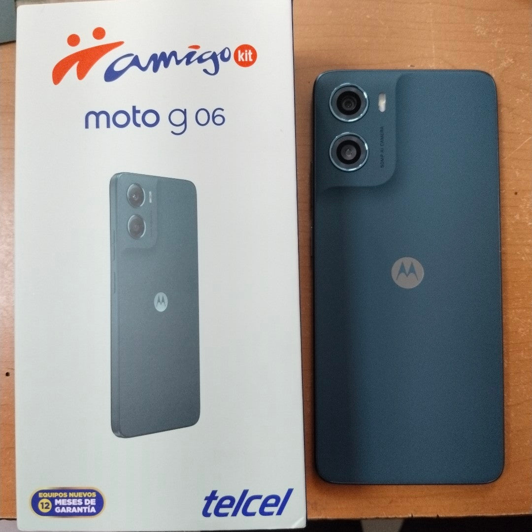 CELULAR MOTOROLA MOTO G06 XT2535-2 (2025) 64 GB 4 GB RAM (SEMINUEVO)