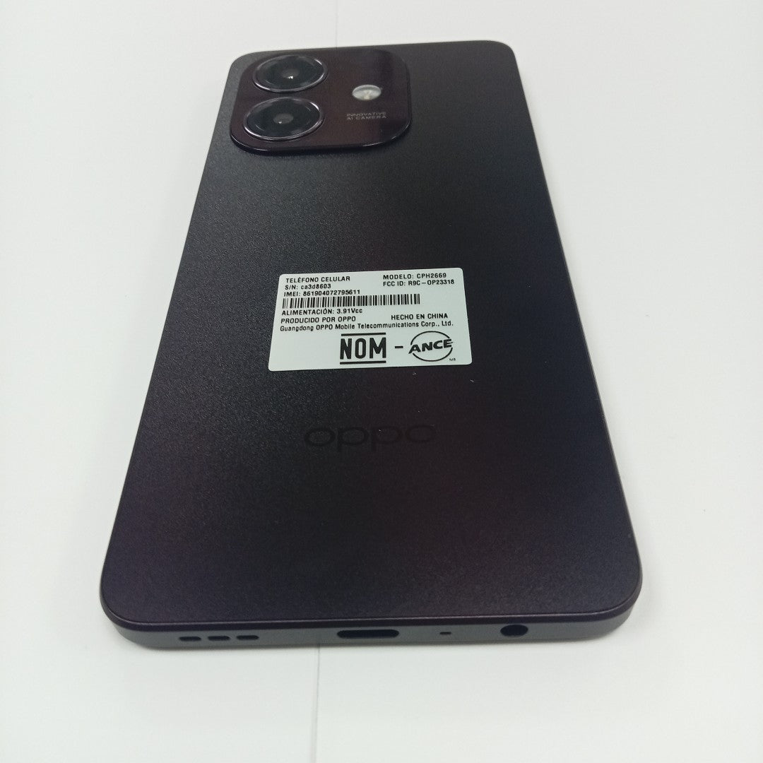 CELULAR OPPO A40 CPH2669 (2024) 256 GB 4 GB RAM (SEMINUEVO)