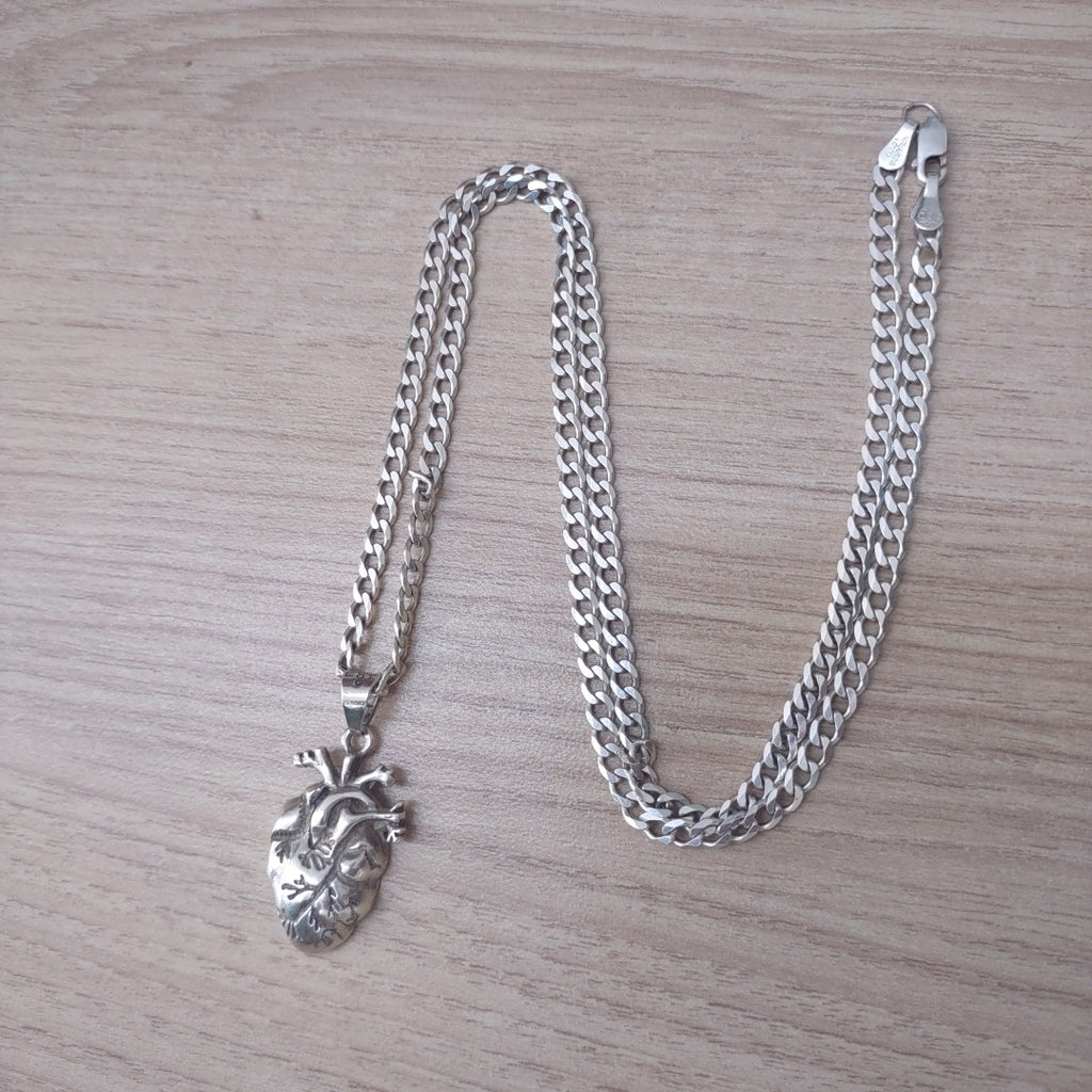CADENA, DIJE PLATA 20.5 GRMS (SEMINUEVO)