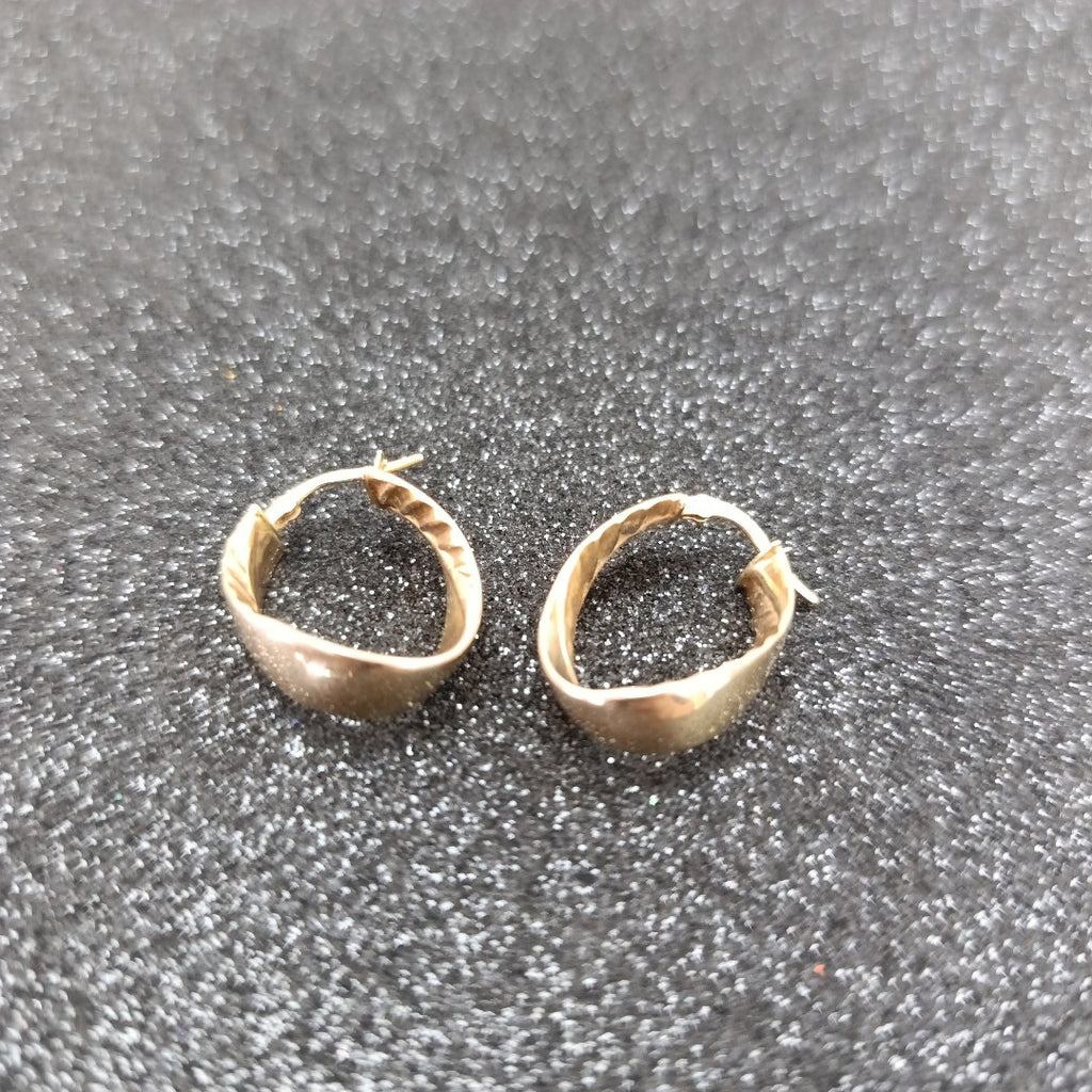 ARETES PAR ORO 14 K 2.6 GRMS (SEMINUEVO)