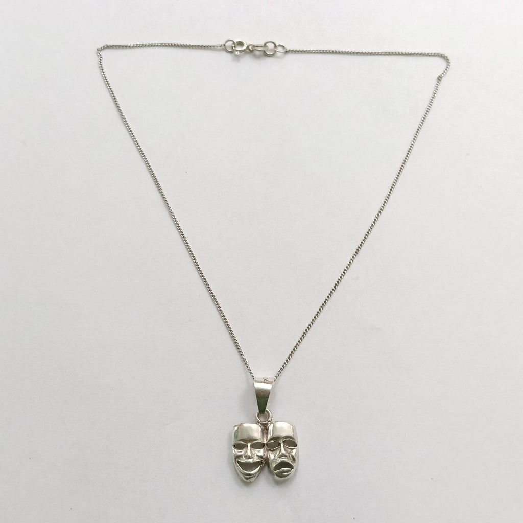 CADENA, DIJE PLATA 5 GRMS (SEMINUEVO)