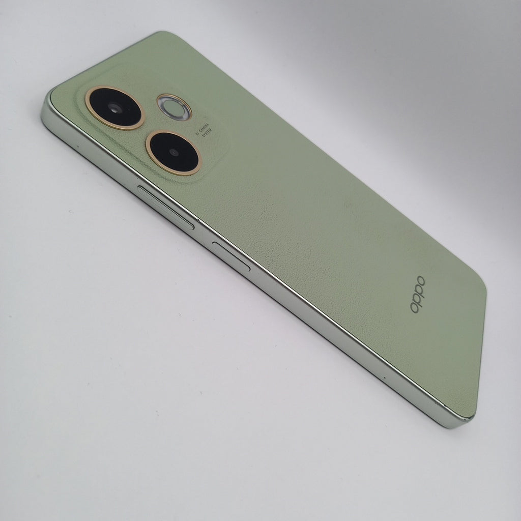 CELULAR OPPO A5 PRO CPH2711 (2025) 256 GB 8 GB RAM (SEMINUEVO)
