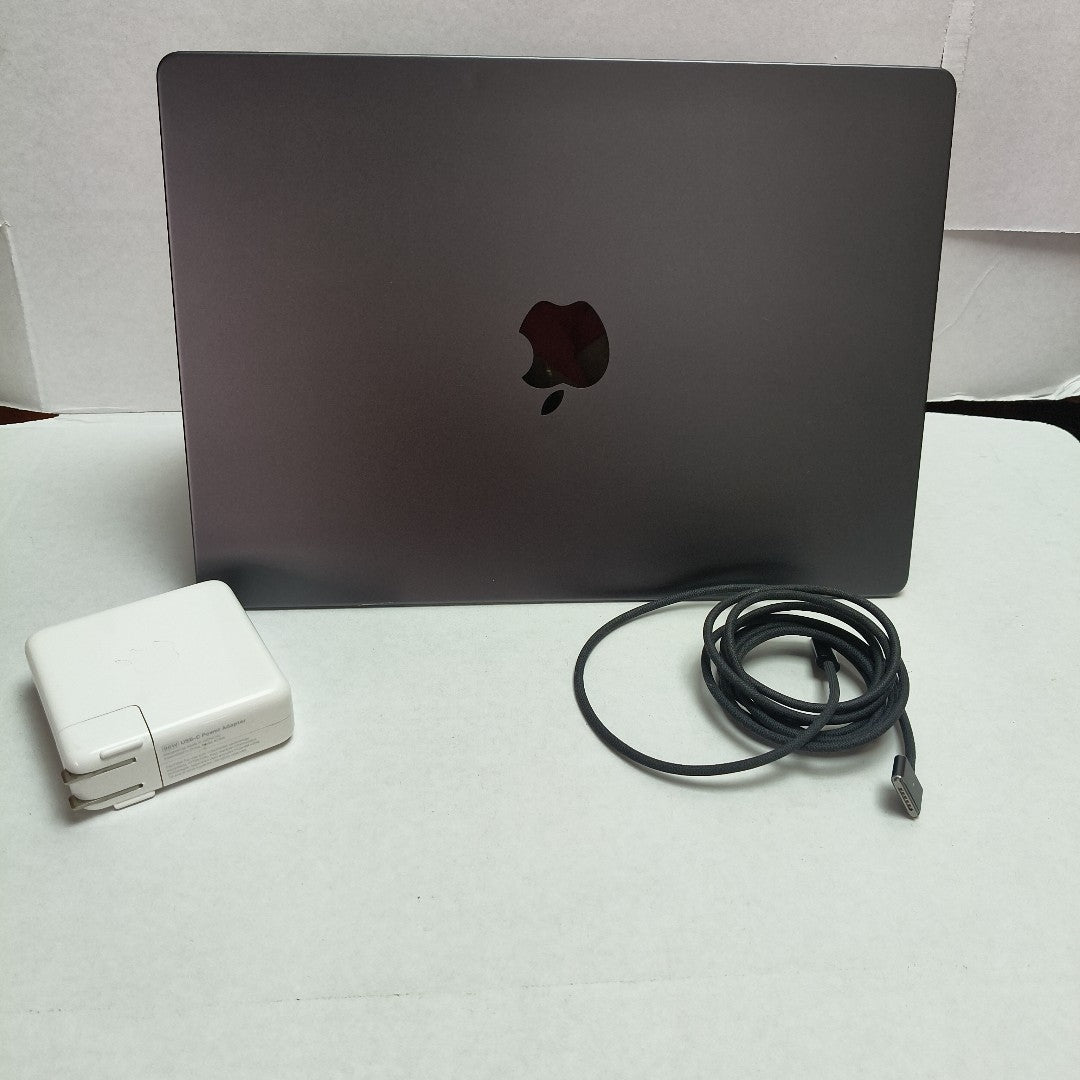 LAPTOP APPLE MACBOOK PRO 14" 2023 A2992 (CPU 12/GPU 18) 1 TB SSD 18 GB RAM (SEMINUEVO)