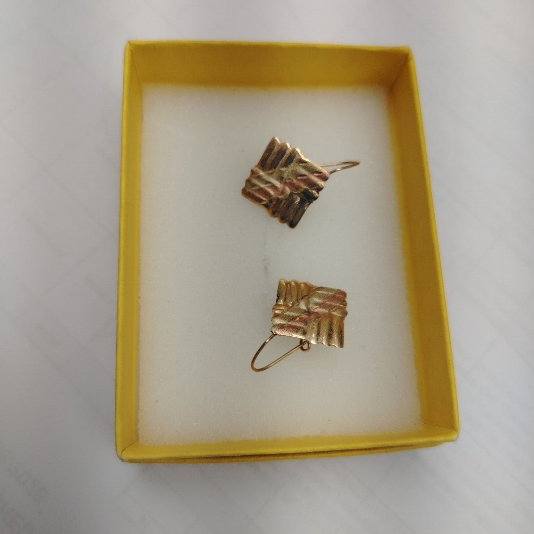 ARETES PAR ORO, RODIADO 8 K 1.5 GRMS (SEMINUEVO)