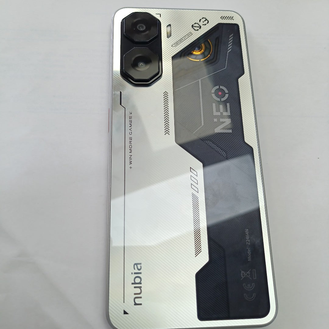 CELULAR NUBIA NEO 3 5G Z2464N (2025) 256 GB 8 GB RAM (SEMINUEVO)