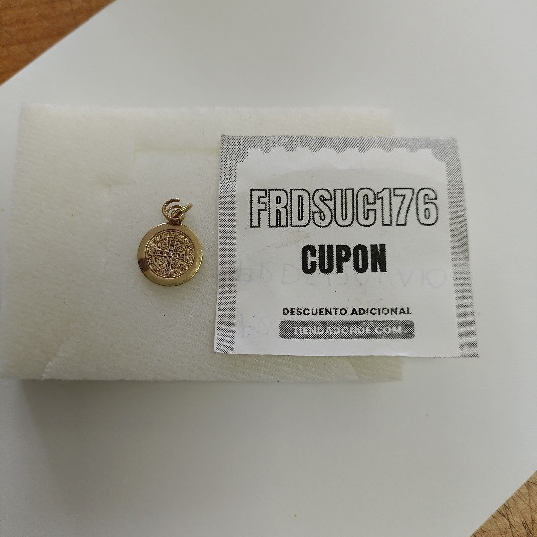 MEDALLA PERSONAL ORO 8 K 1.3 GRMS (SEMINUEVO)