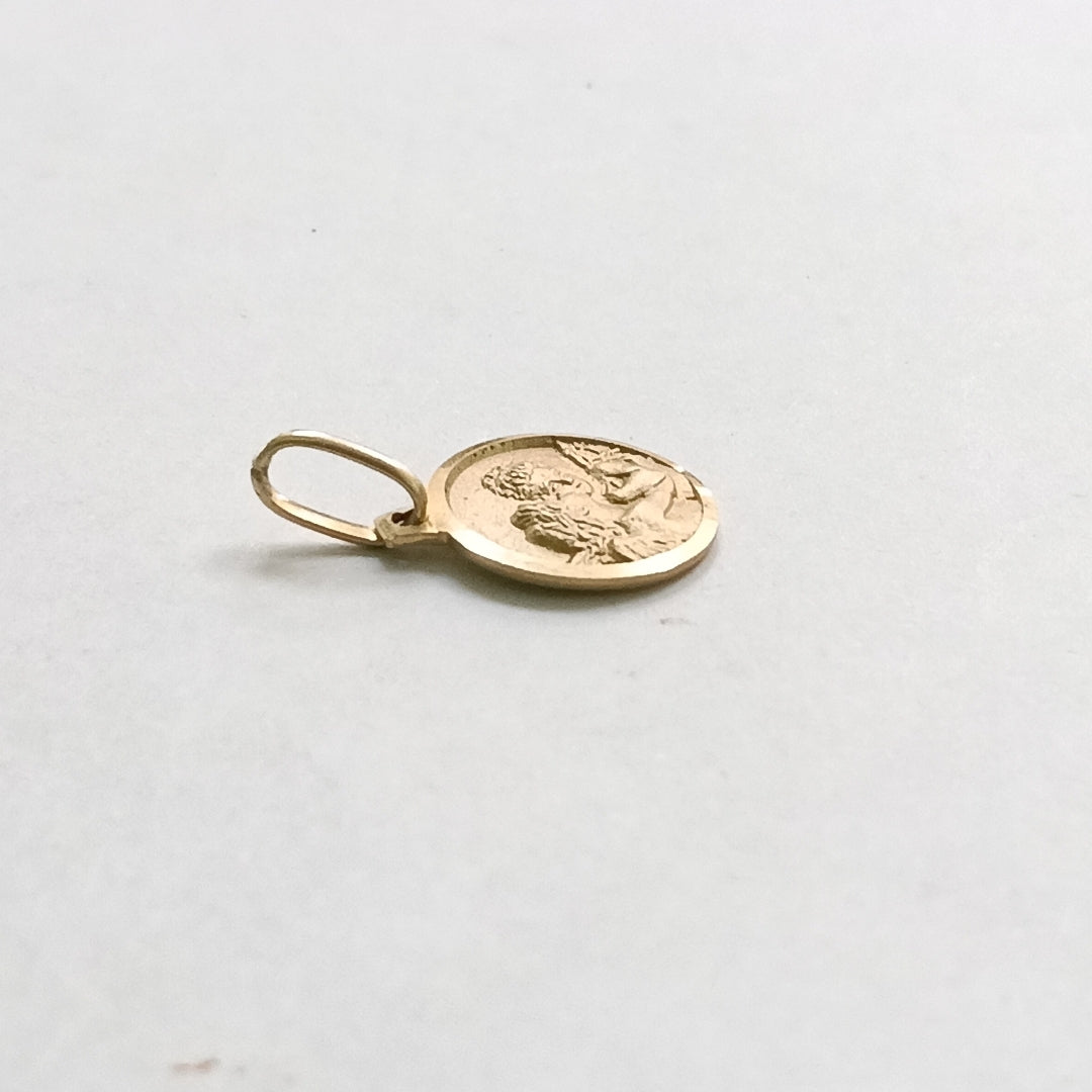 MEDALLA RELIGIOSA ORO 14 K 1,50 GRMS (SEMINUEVO)