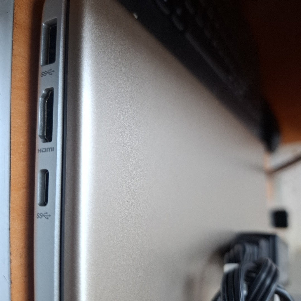 LAPTOP HP 15-FD0236LA (2025) 512 GB SSD 8 GB RAM (SEMINUEVO)