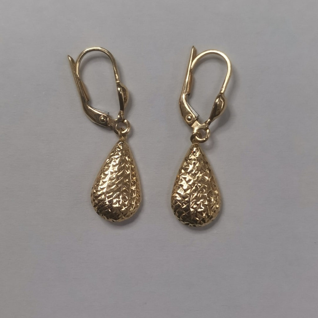 ARETES PAR ORO 14 K 1.9 GRMS (SEMINUEVO)