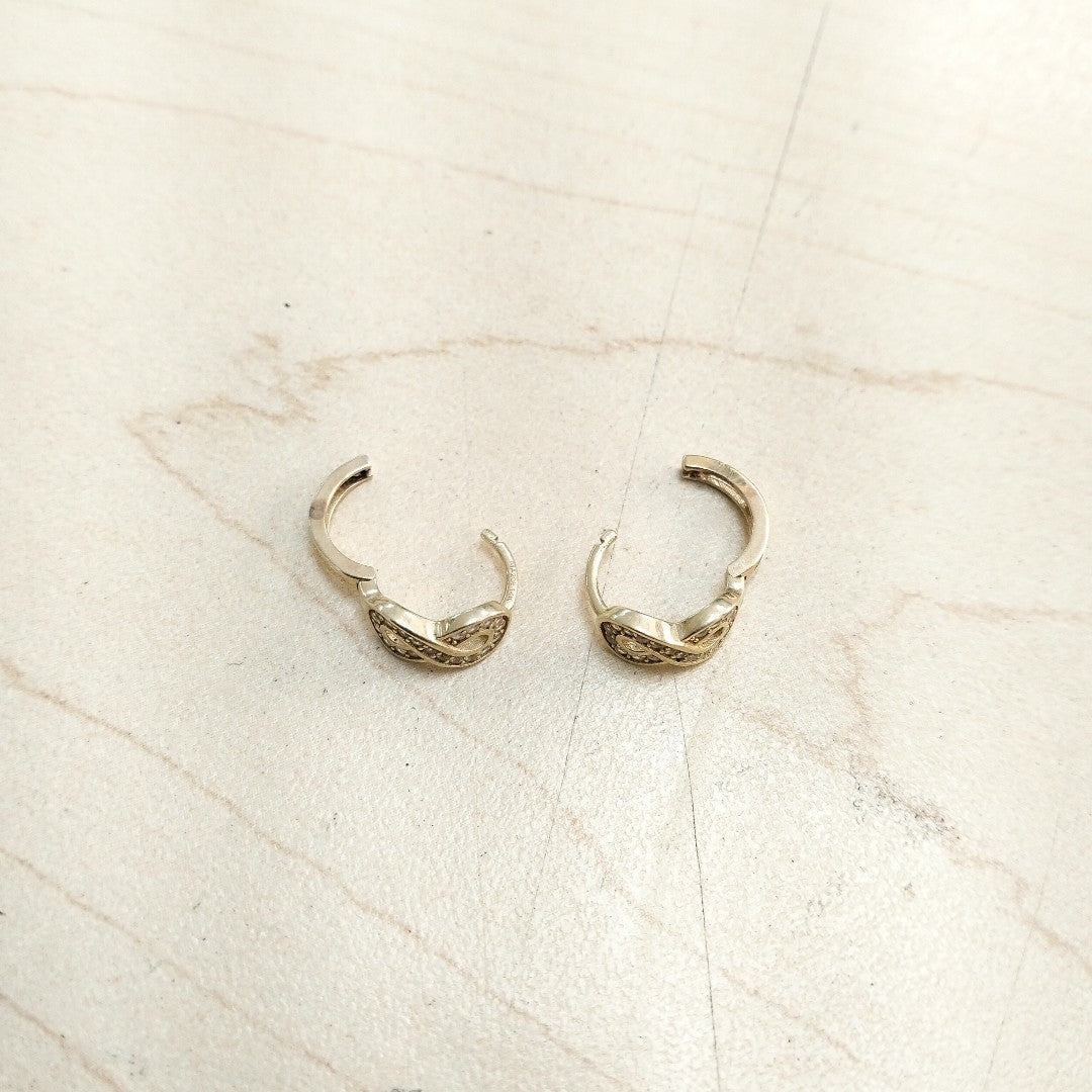 ARETES PAR ORO 14 K 1.9 GRMS (SEMINUEVO)