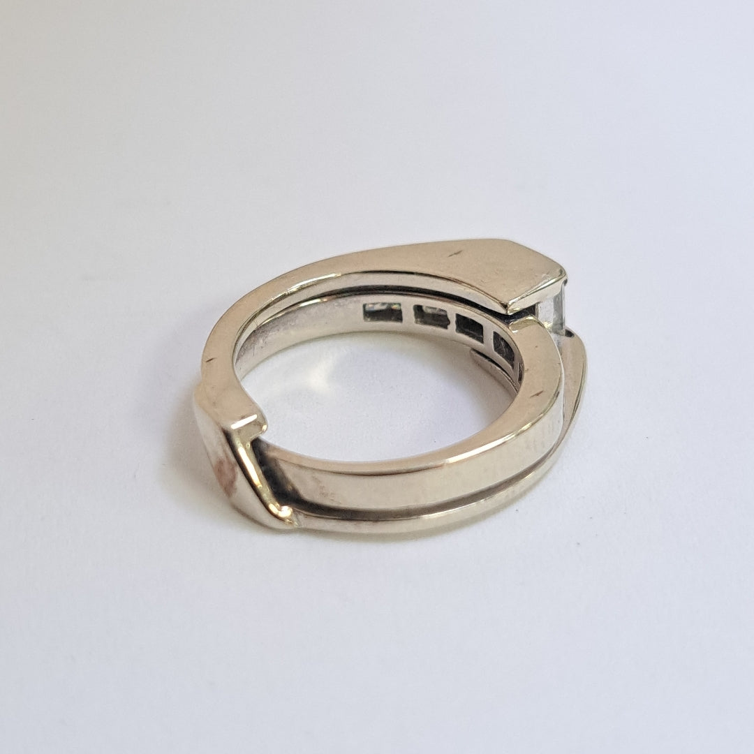 ANILLITO ORO 14 K 6.4 GRMS (SEMINUEVO)