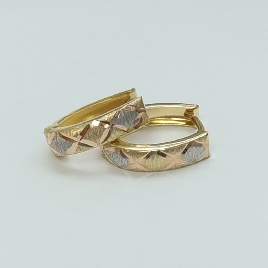 HUGGIES ORO 14K 1.1 (NUEVO)