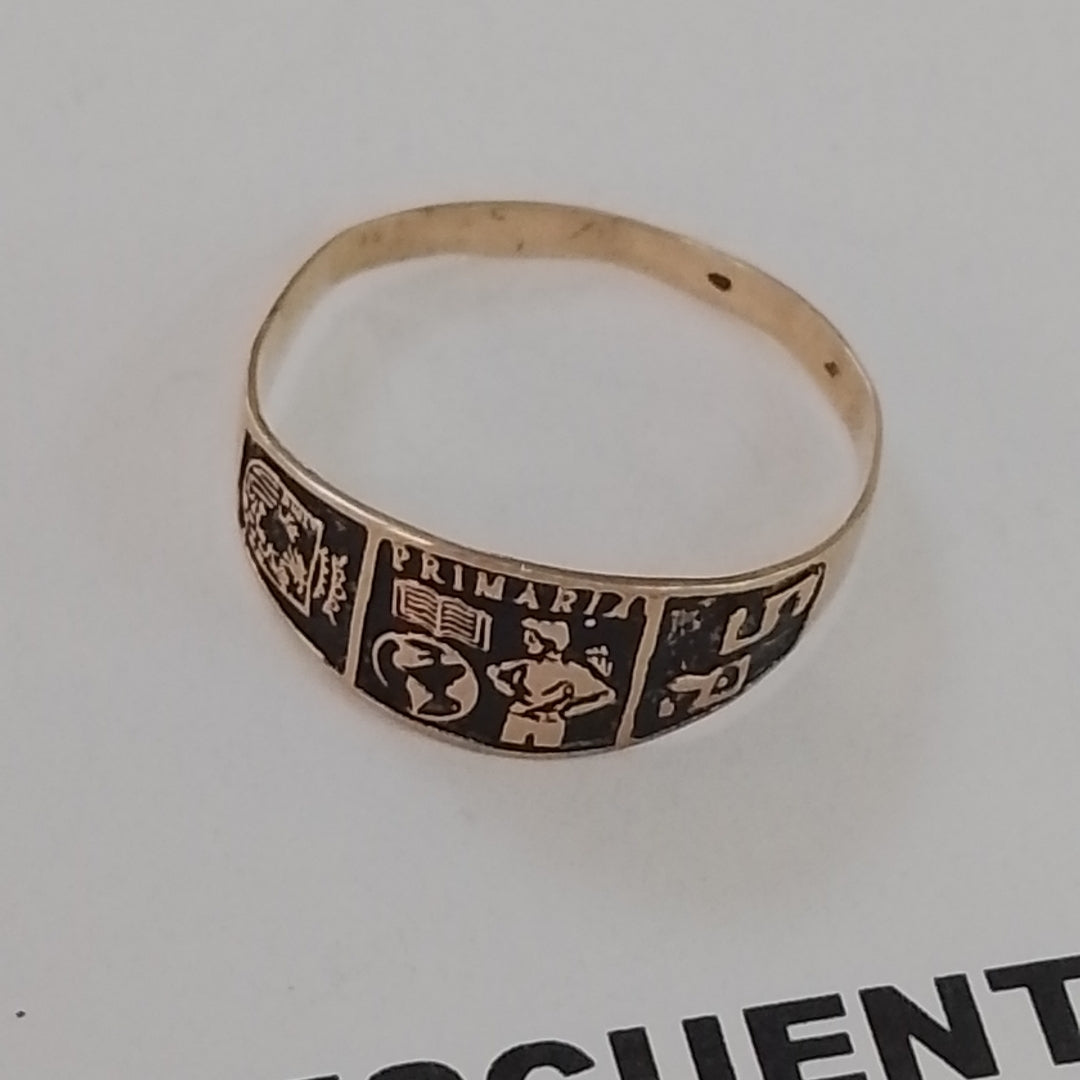 ANILLO DE GRADUACIÓN ORO 8 K 1.2 GRMS (SEMINUEVO)
