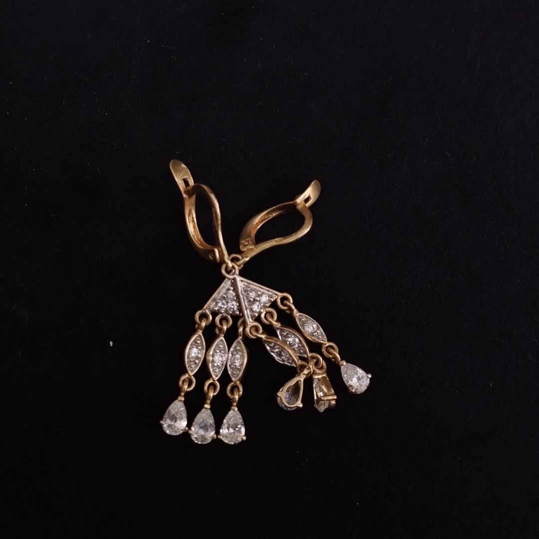 ARETES PAR ORO 14 K 7.5 GRMS (SEMINUEVO)