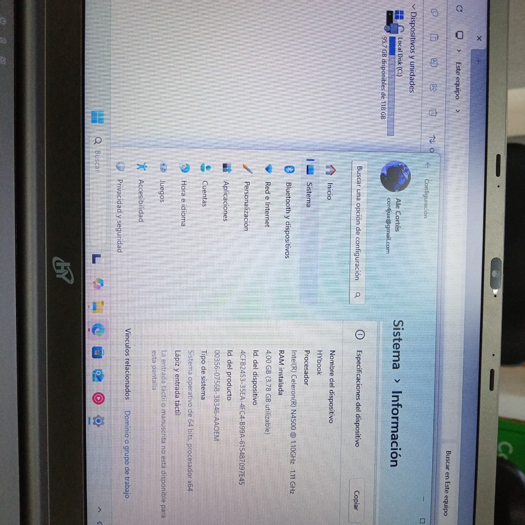 LAPTOP HYUNDAI HYBOOK HT14CC4S04 128 GB SSD 4 GB RAM (SEMINUEVO)