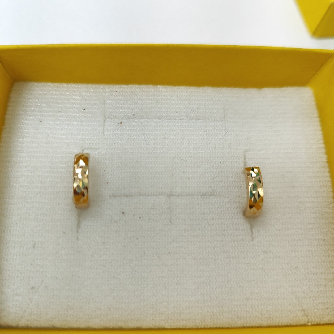 HUGGIES ORO 14K 0.9 (NUEVO)