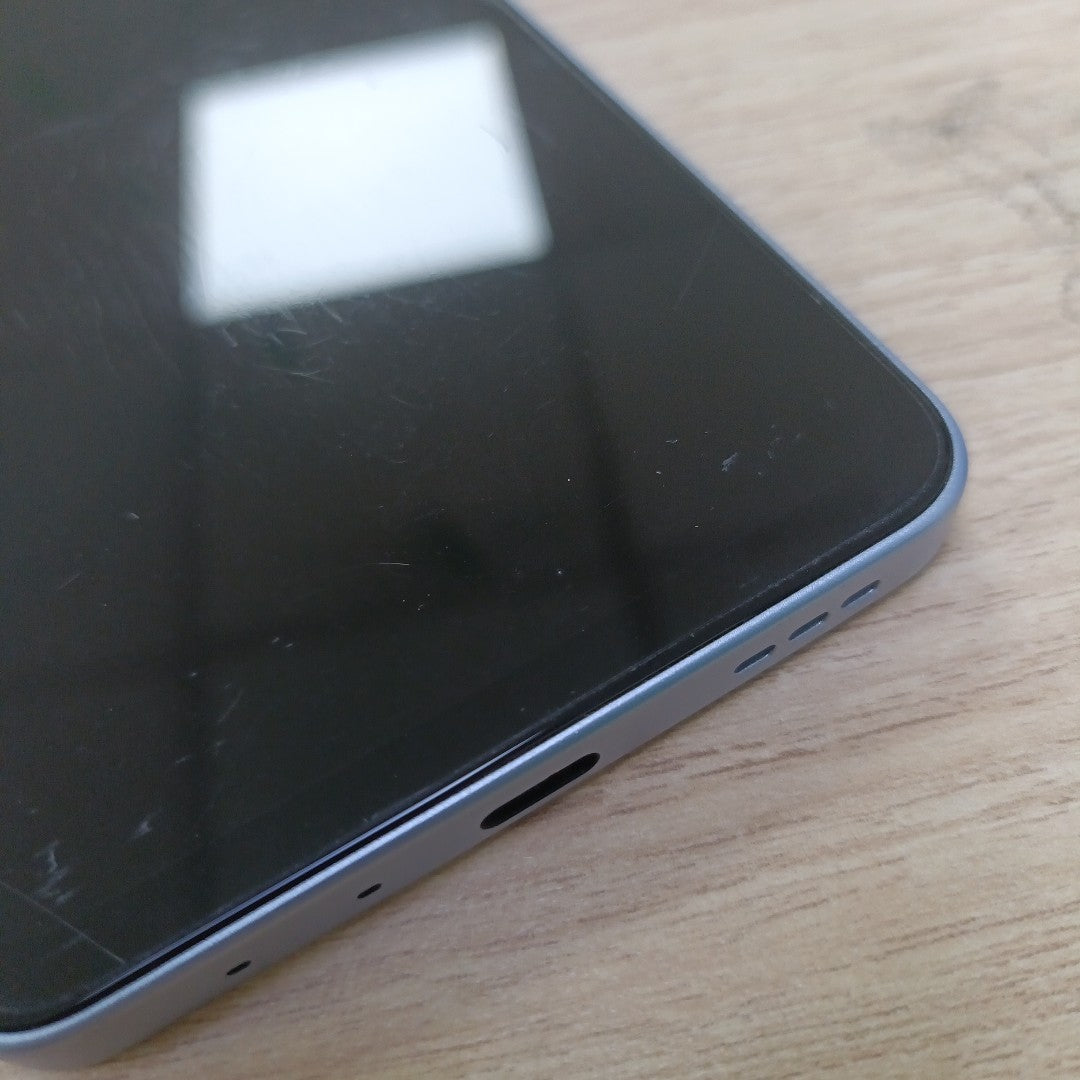 CELULAR OPPO A5 PRO CPH2711 (2025) 256 GB 8 GB RAM (SEMINUEVO)