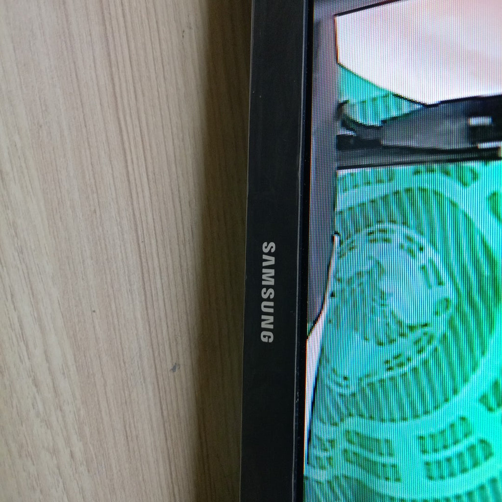 PANTALLA SAMSUNG UN32T4310AF (2024) 32" LED 4K (SEMINUEVO)