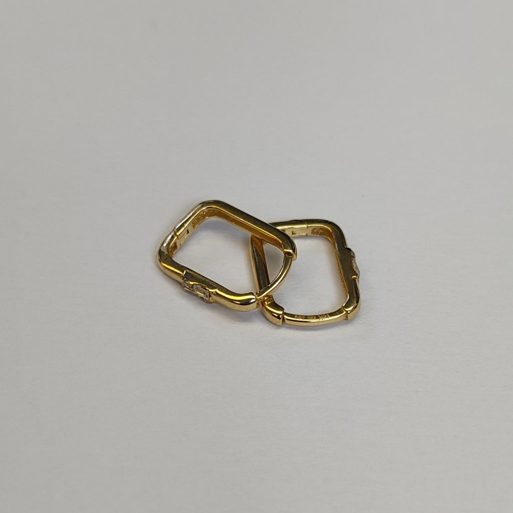 HUGGIES ORO 14K 1.4 (NUEVO)