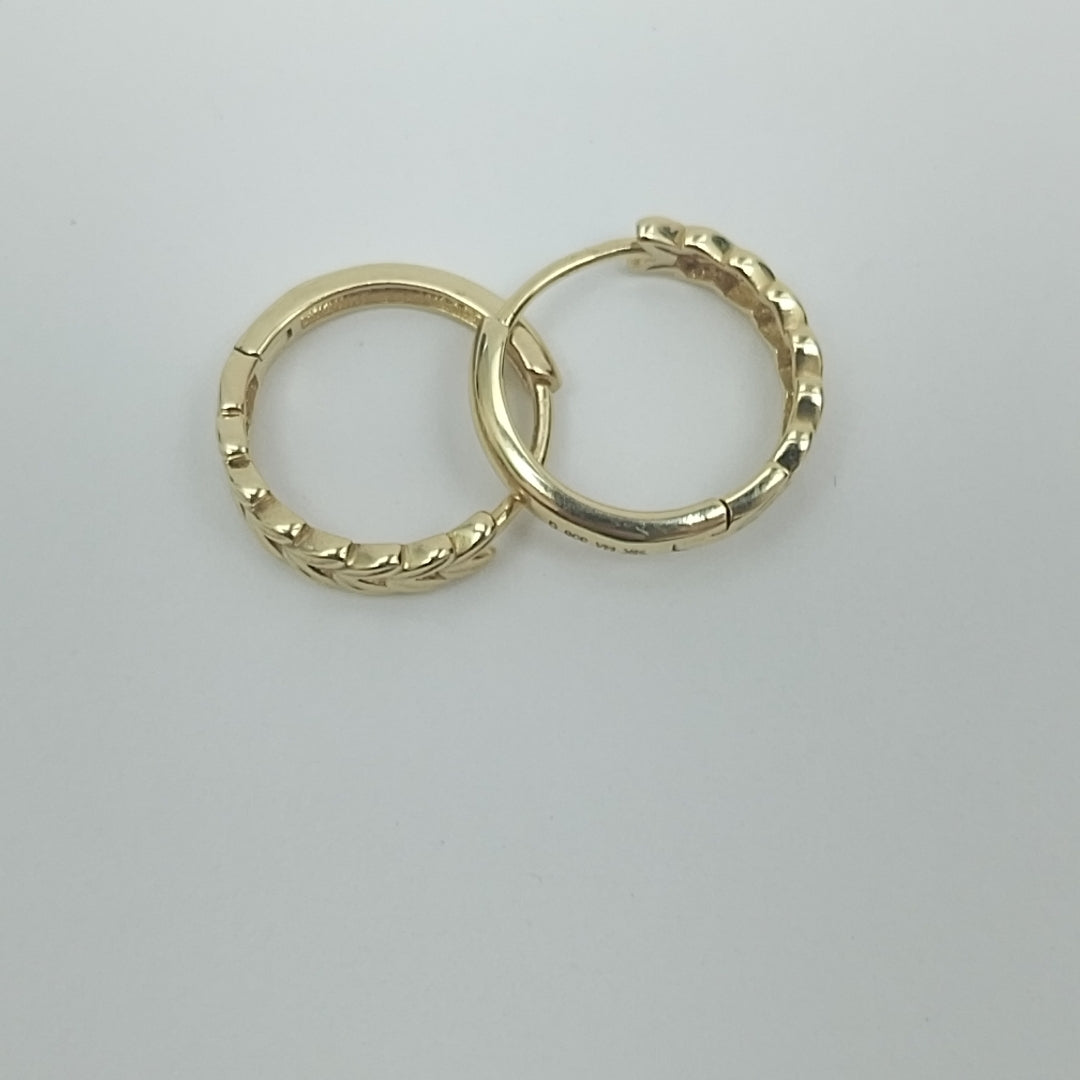 HUGGIES ORO 14K 1.2 (NUEVO)