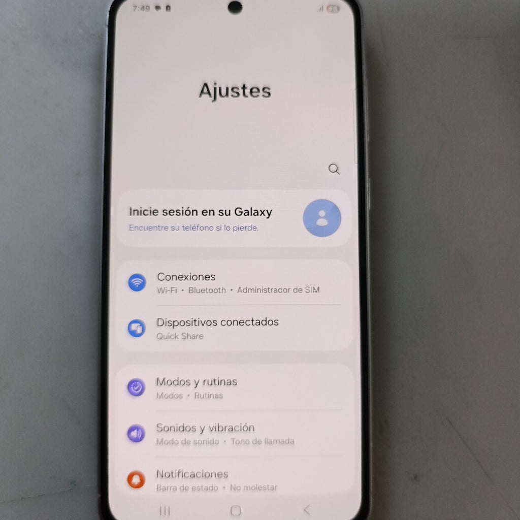 CELULAR SAMSUNG GALAXY A56 SM-A566E (2025) 256 GB 8 GB RAM (SEMINUEVO)