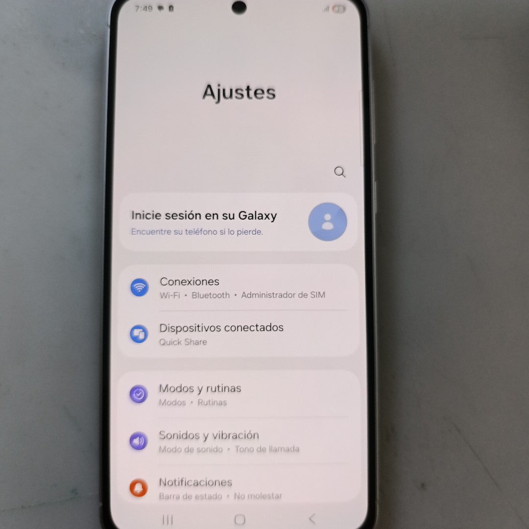 CELULAR SAMSUNG GALAXY A56 SM-A566E (2025) 256 GB 8 GB RAM (SEMINUEVO)