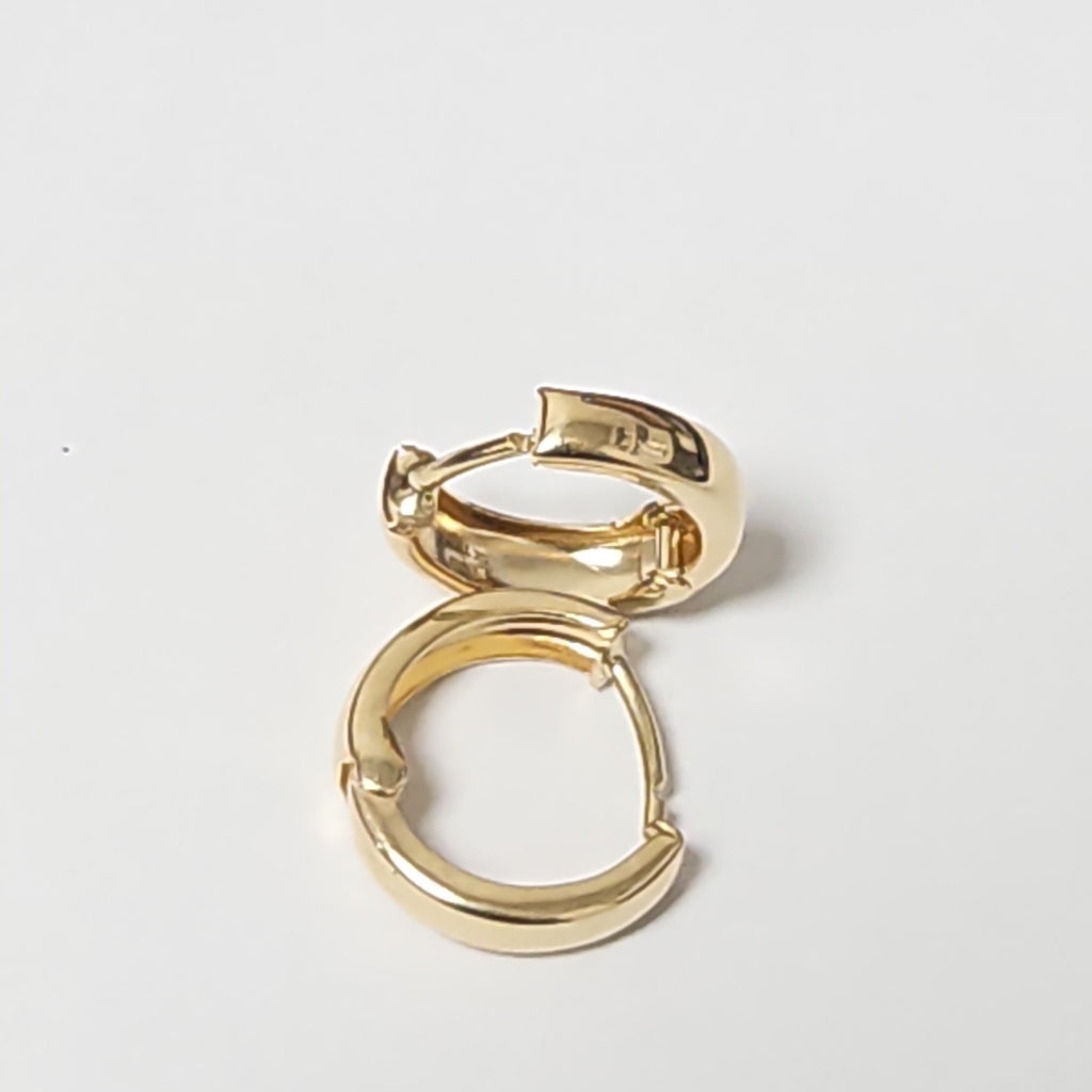 HUGGIES ORO 14K 1.1 (NUEVO)