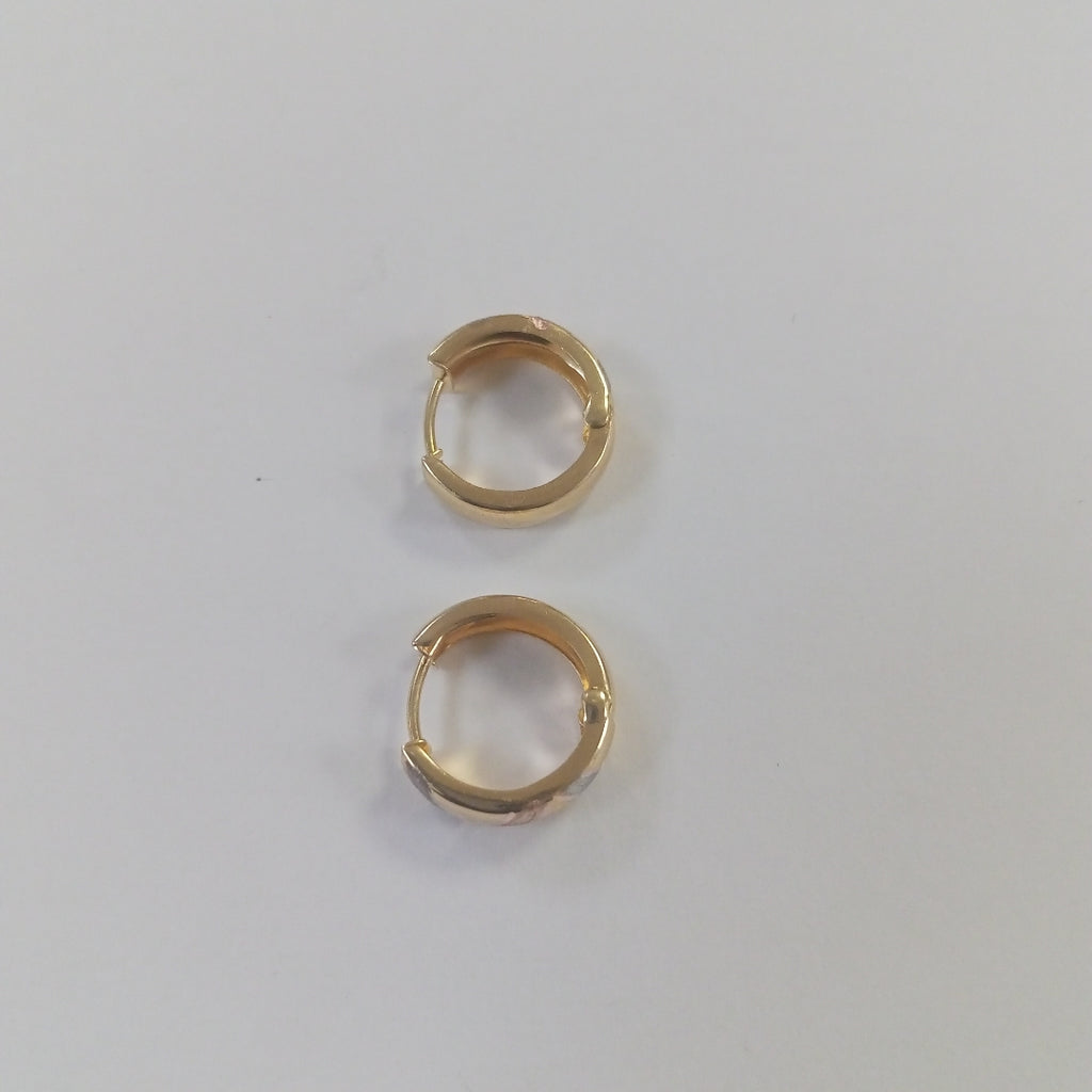 HUGGIES ORO 14K 1.8 (NUEVO)