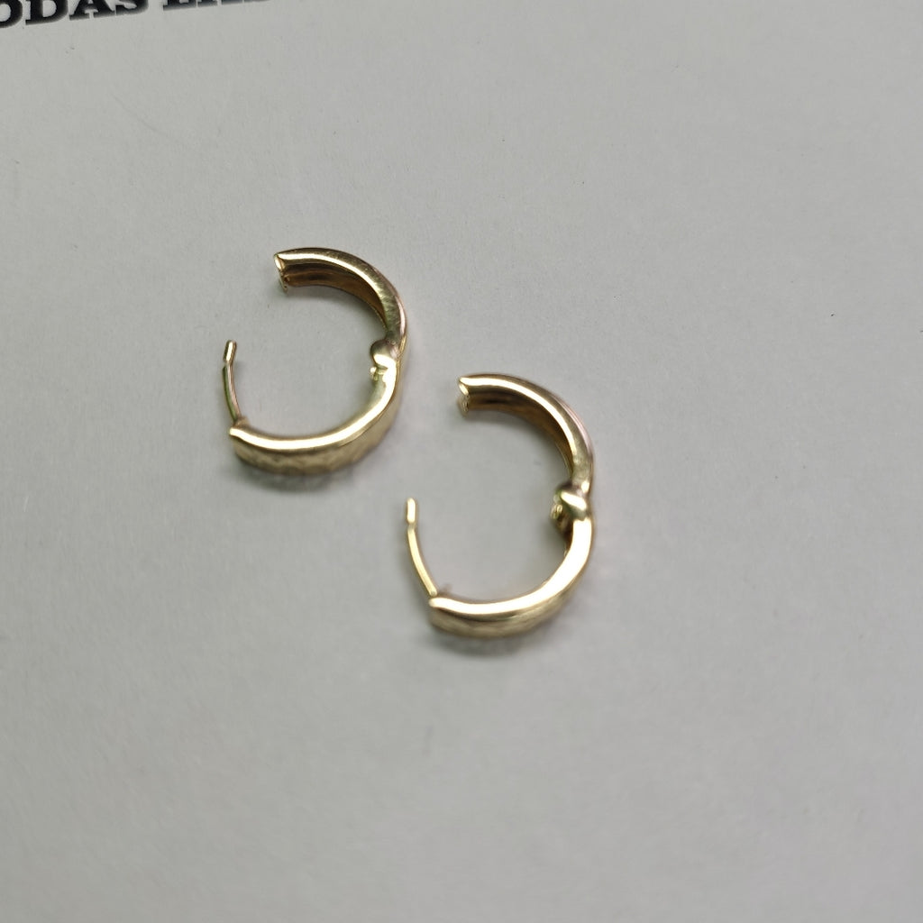 HUGGIES ORO 14K 1.1 (NUEVO)