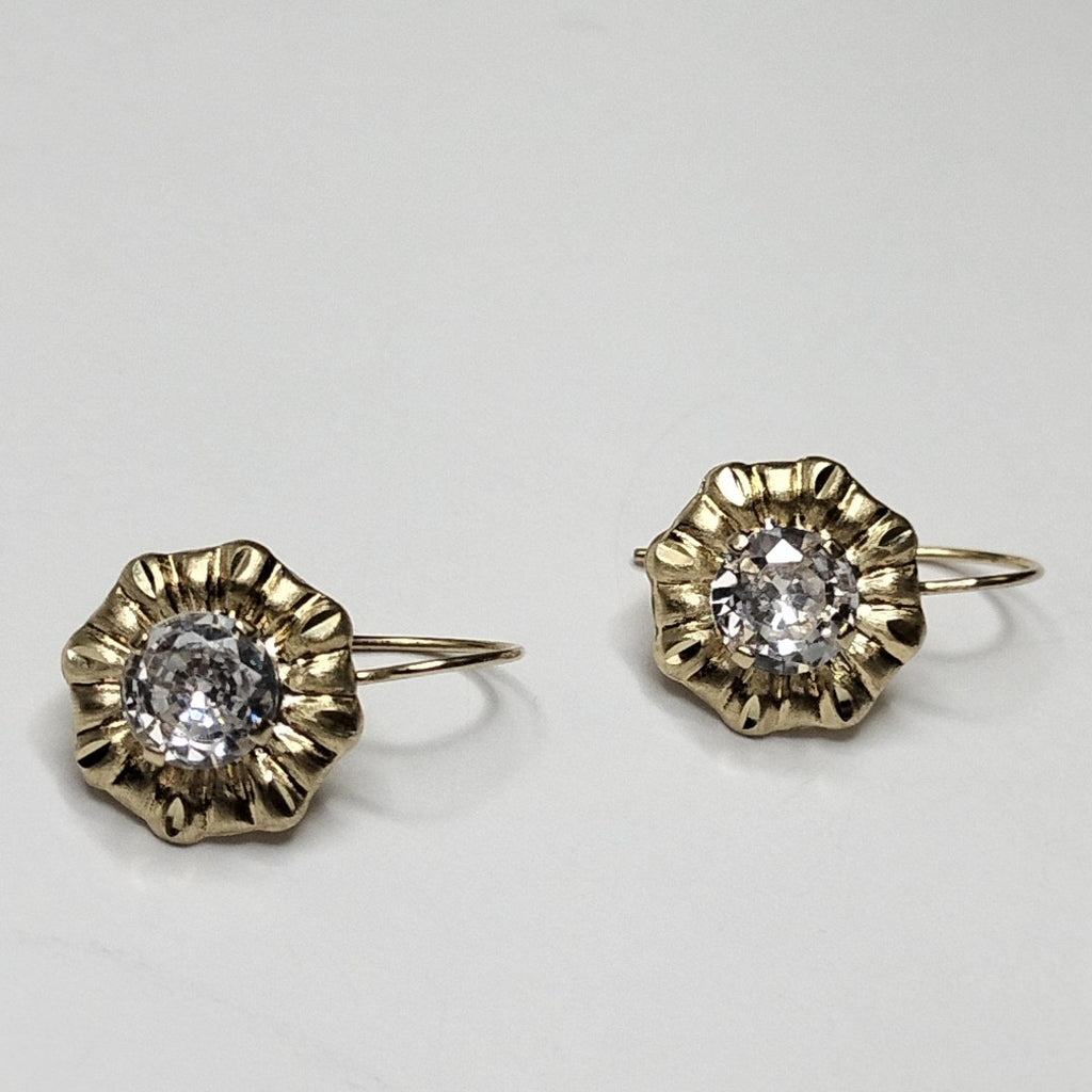 ARETES PAR ORO 10 K 1 GRMS (SEMINUEVO)