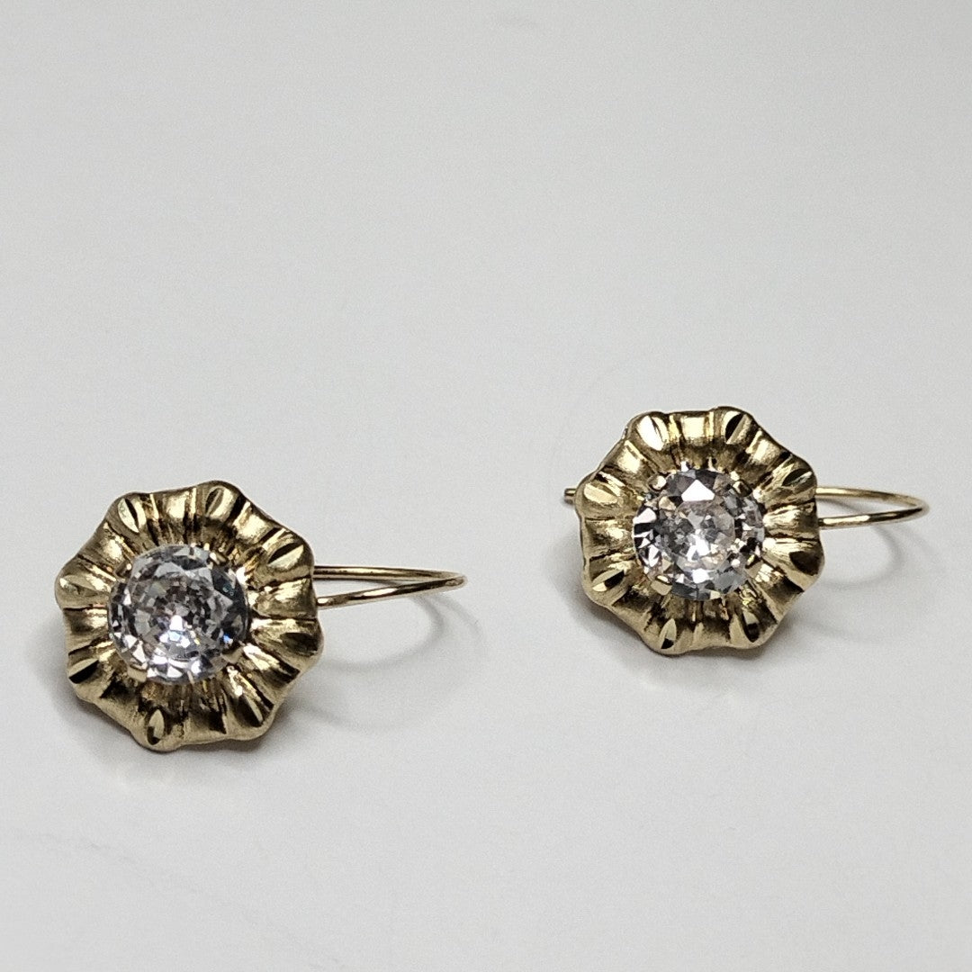 ARETES PAR ORO 10 K 1 GRMS (SEMINUEVO)