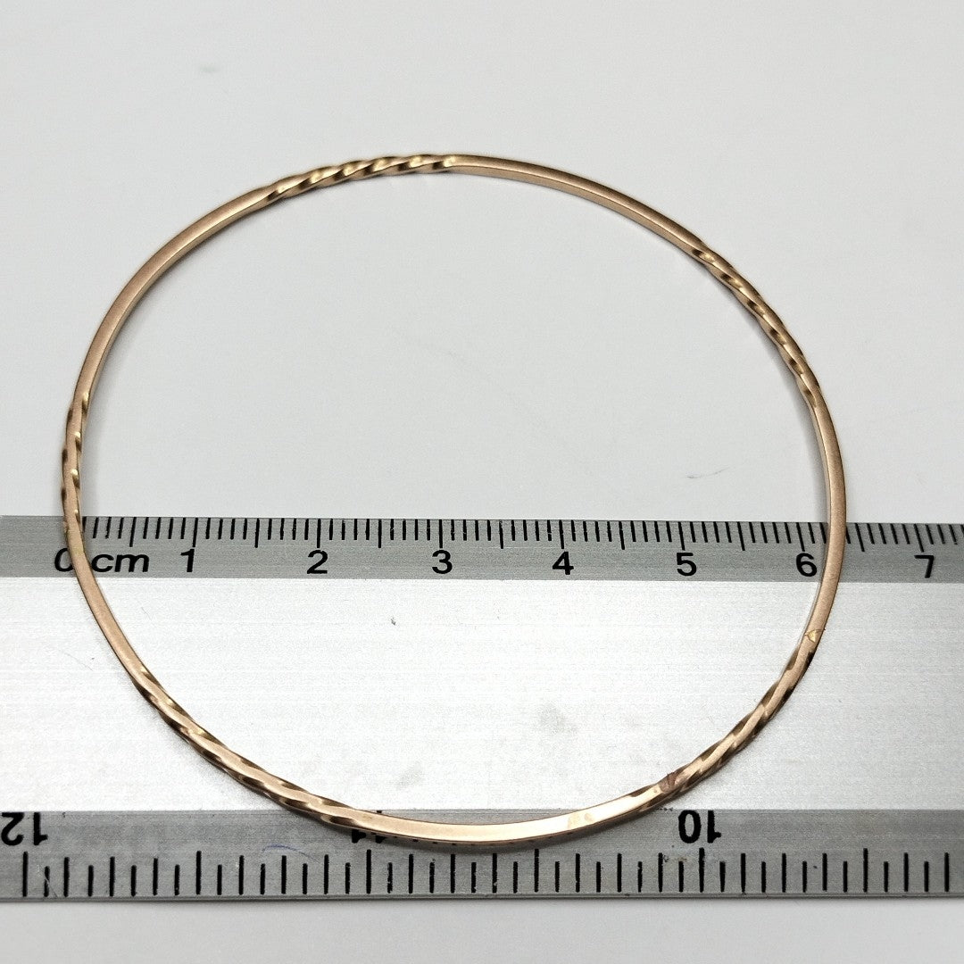 PULSERA RIGIDA ORO 14 K 5.2 GRMS (SEMINUEVO)